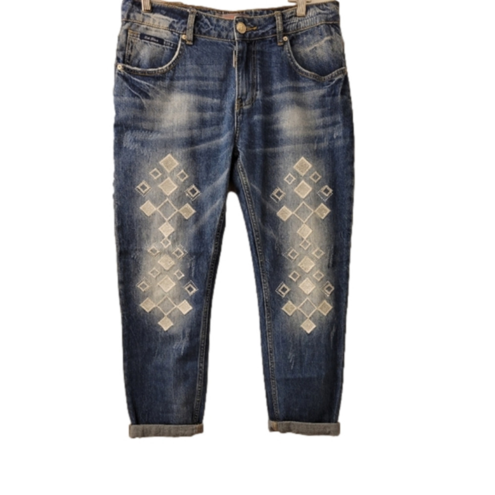 Lolo Blues Ankle Crop  Jeans